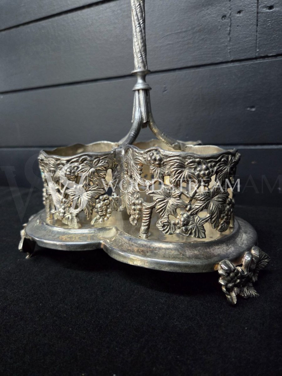 Подставка для бутылок винтажная