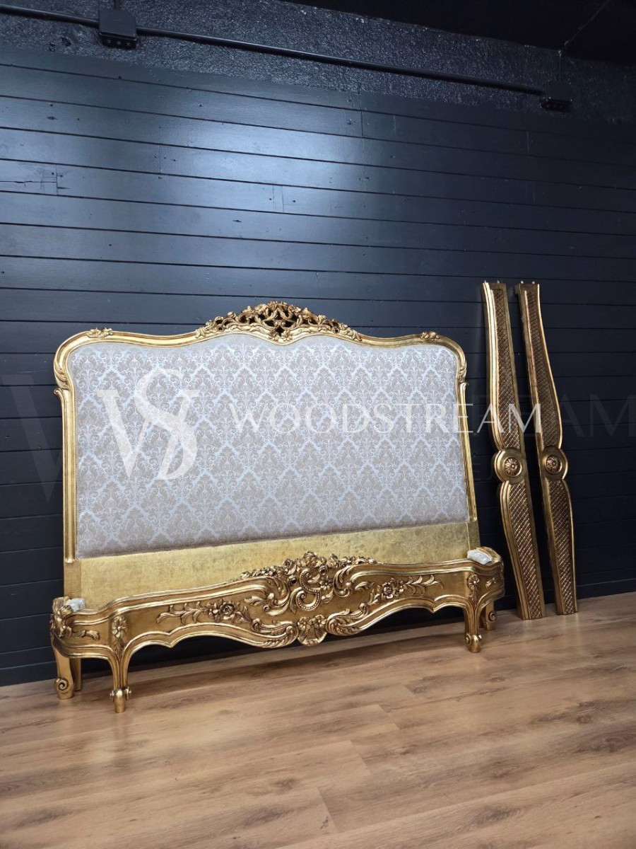 Кровать в стиле венецианского барокко