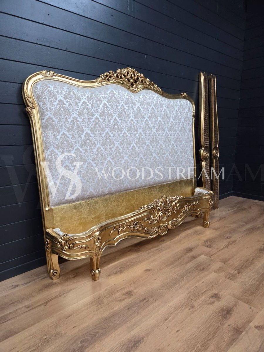 Кровать в стиле венецианского барокко