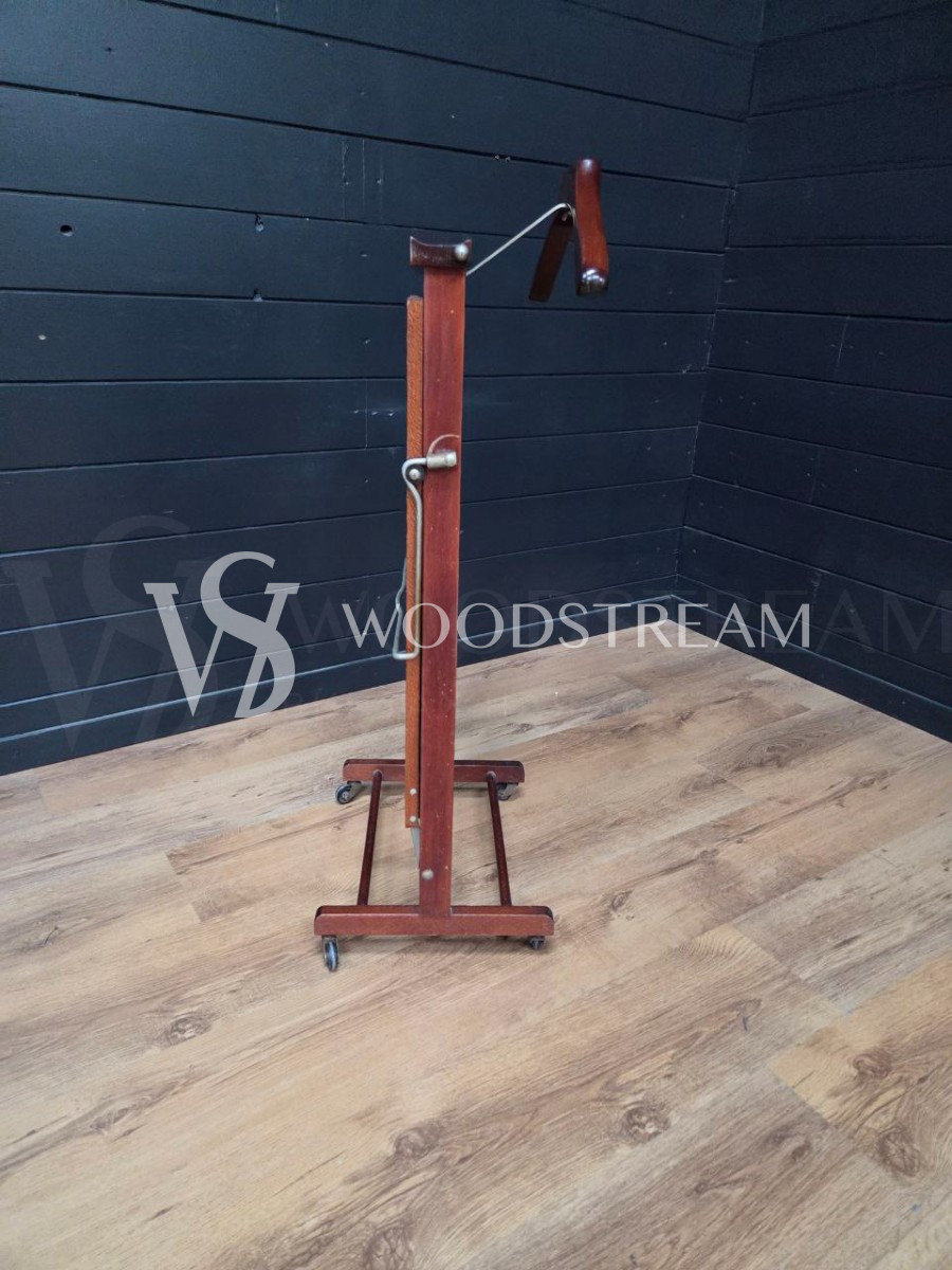 Плечики/Вешалка напольная для одежды винтажная