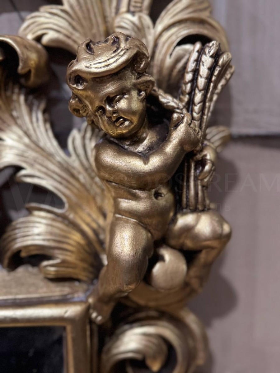 Зеркало настенное в стиле барокко