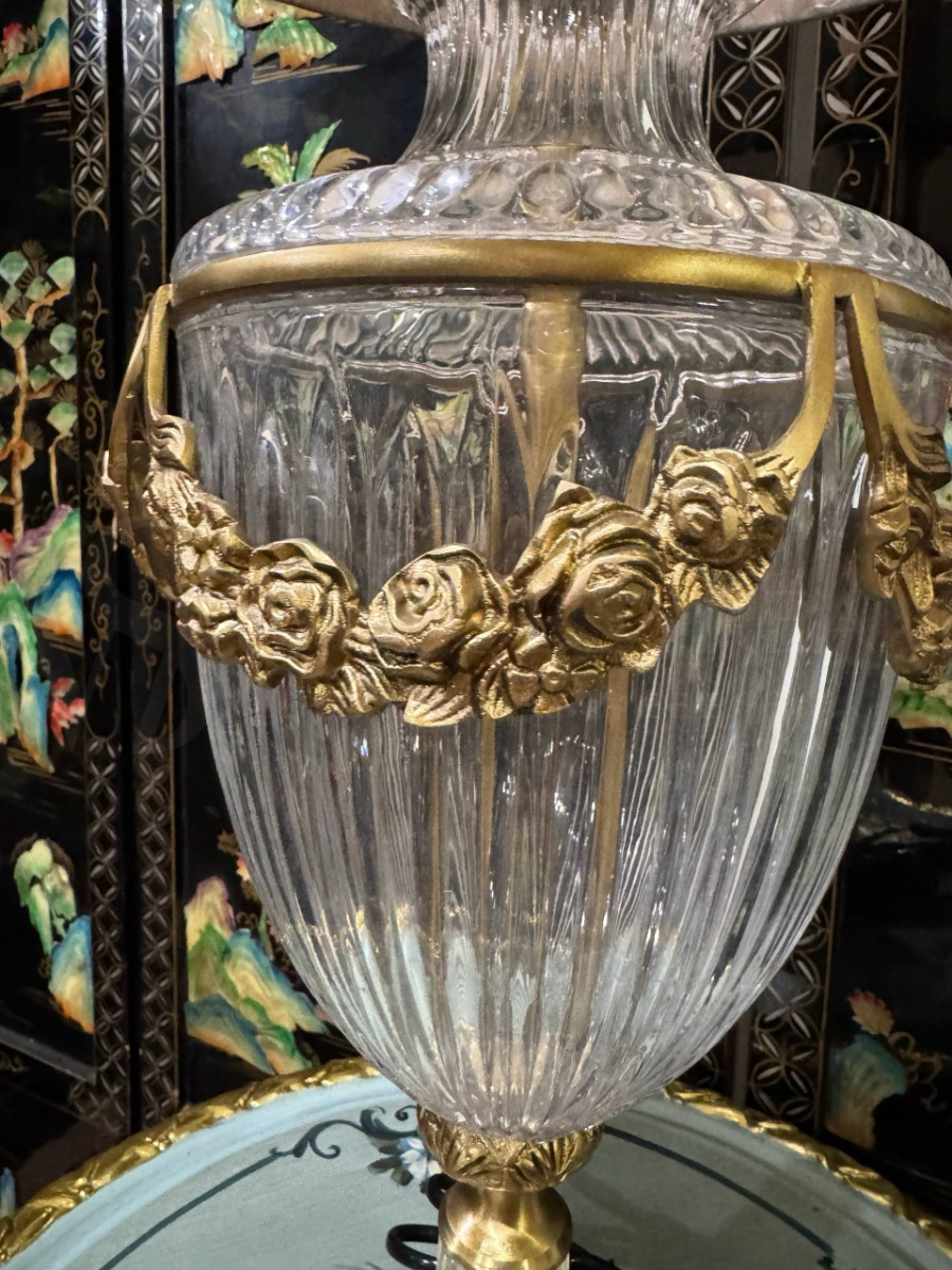 Лампа настольная в стиле Людовика XVI