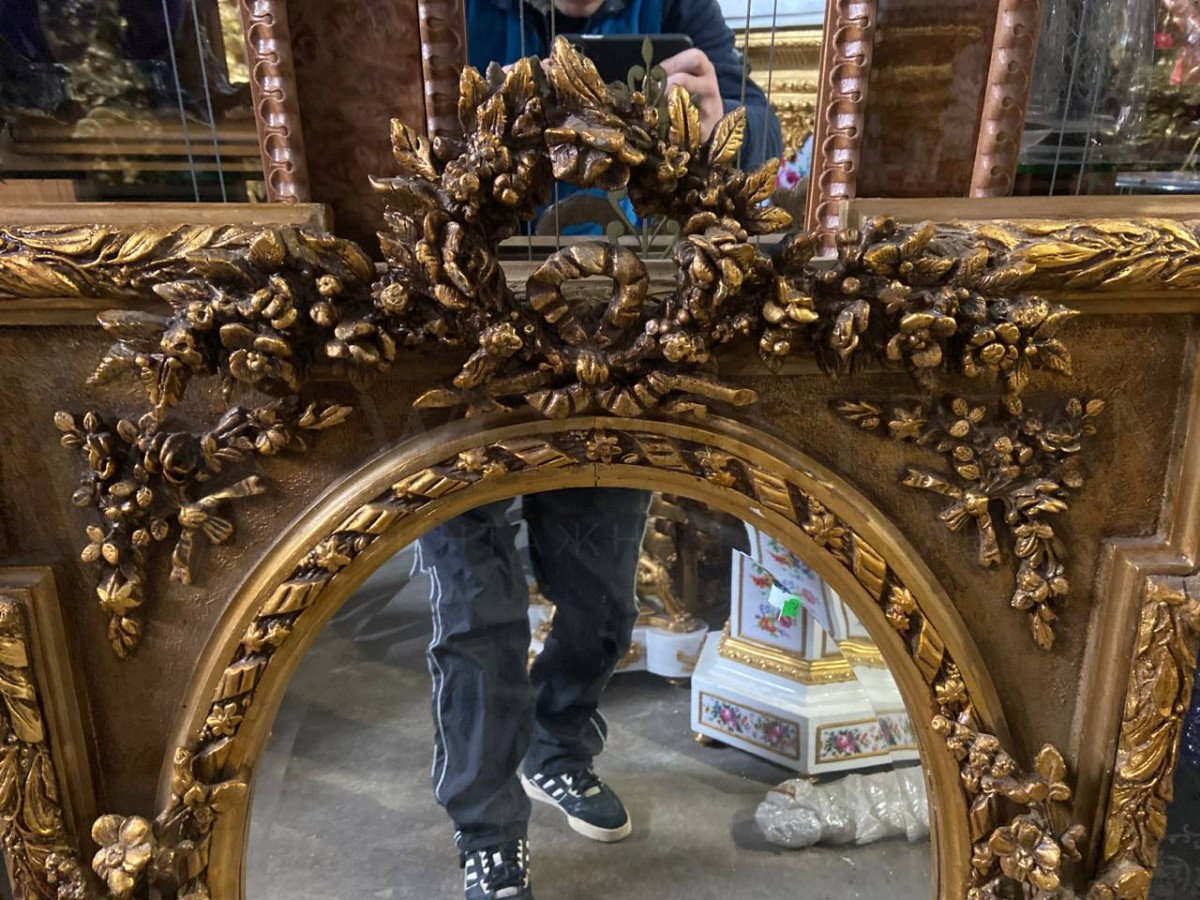 Зеркало настенное в стиле Людовика XVI