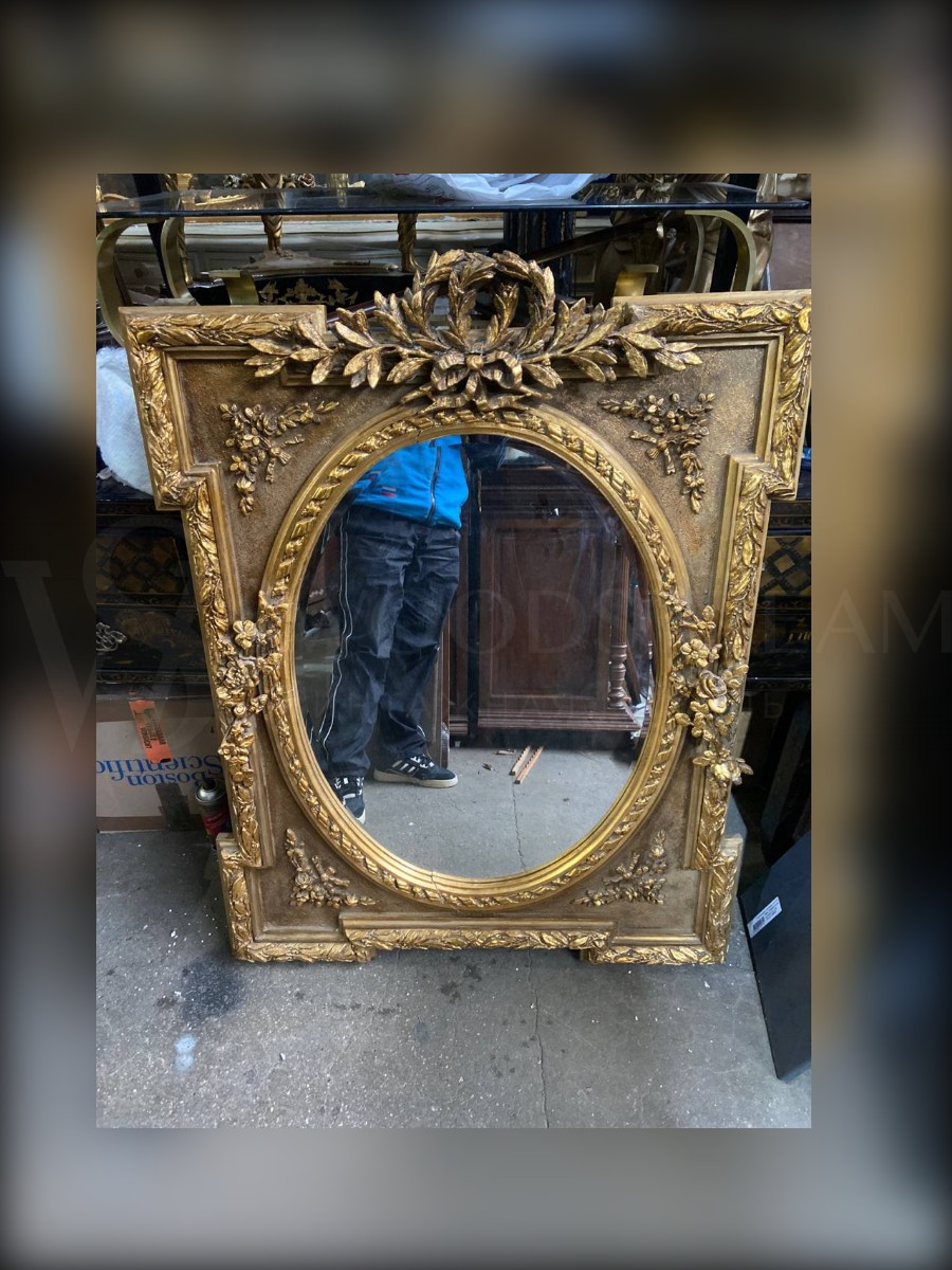 Зеркало настенное в стиле Людовика XVI