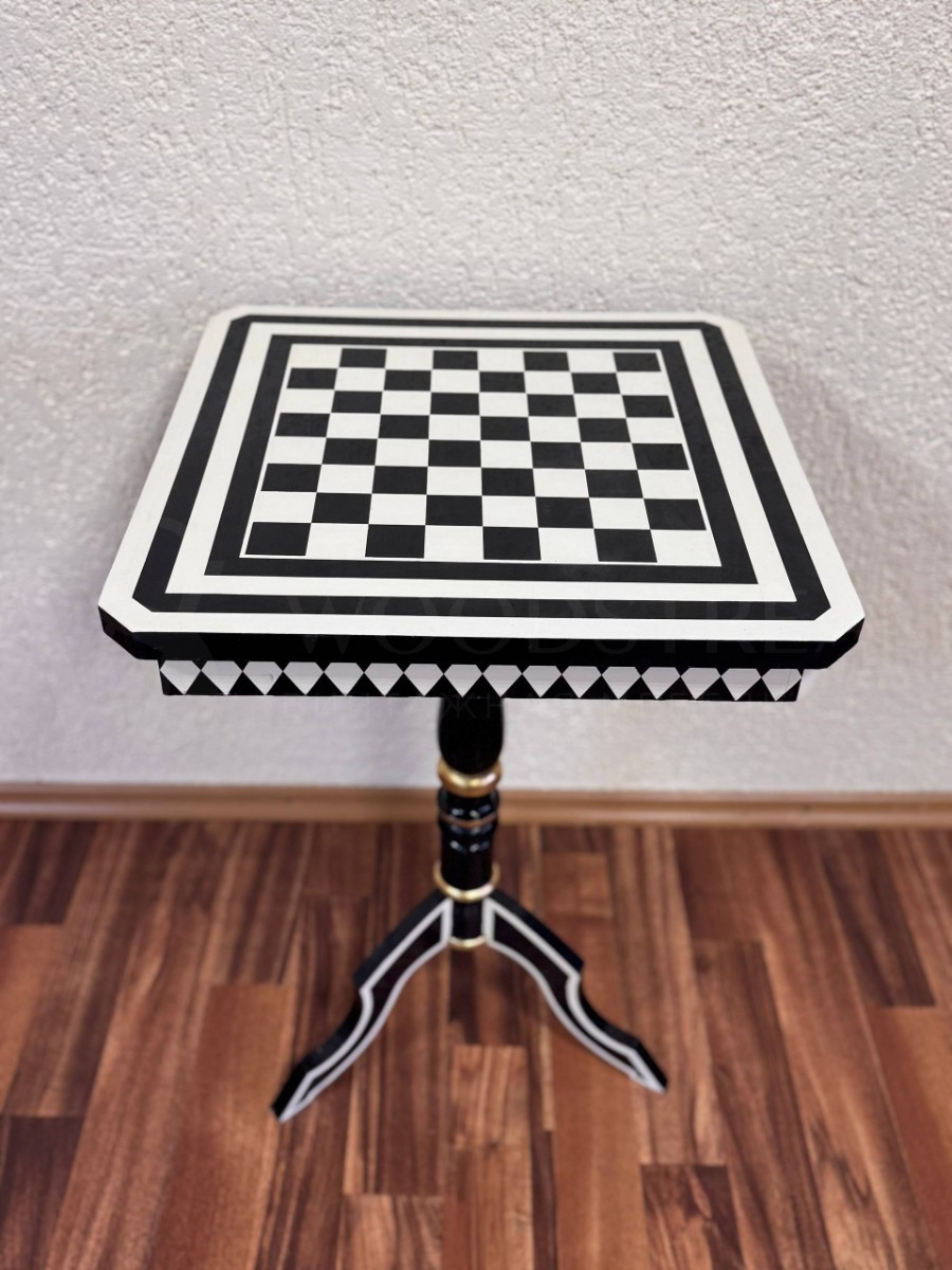 Стол шахматный