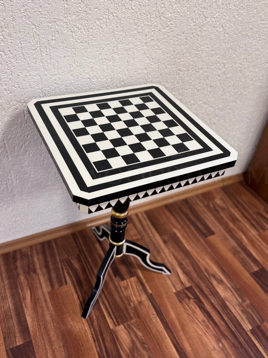 Стол шахматный