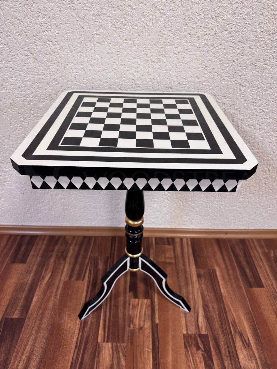 Стол шахматный