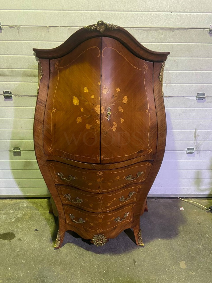 Шкаф/Комод бомбе в стиле Людовика XIV