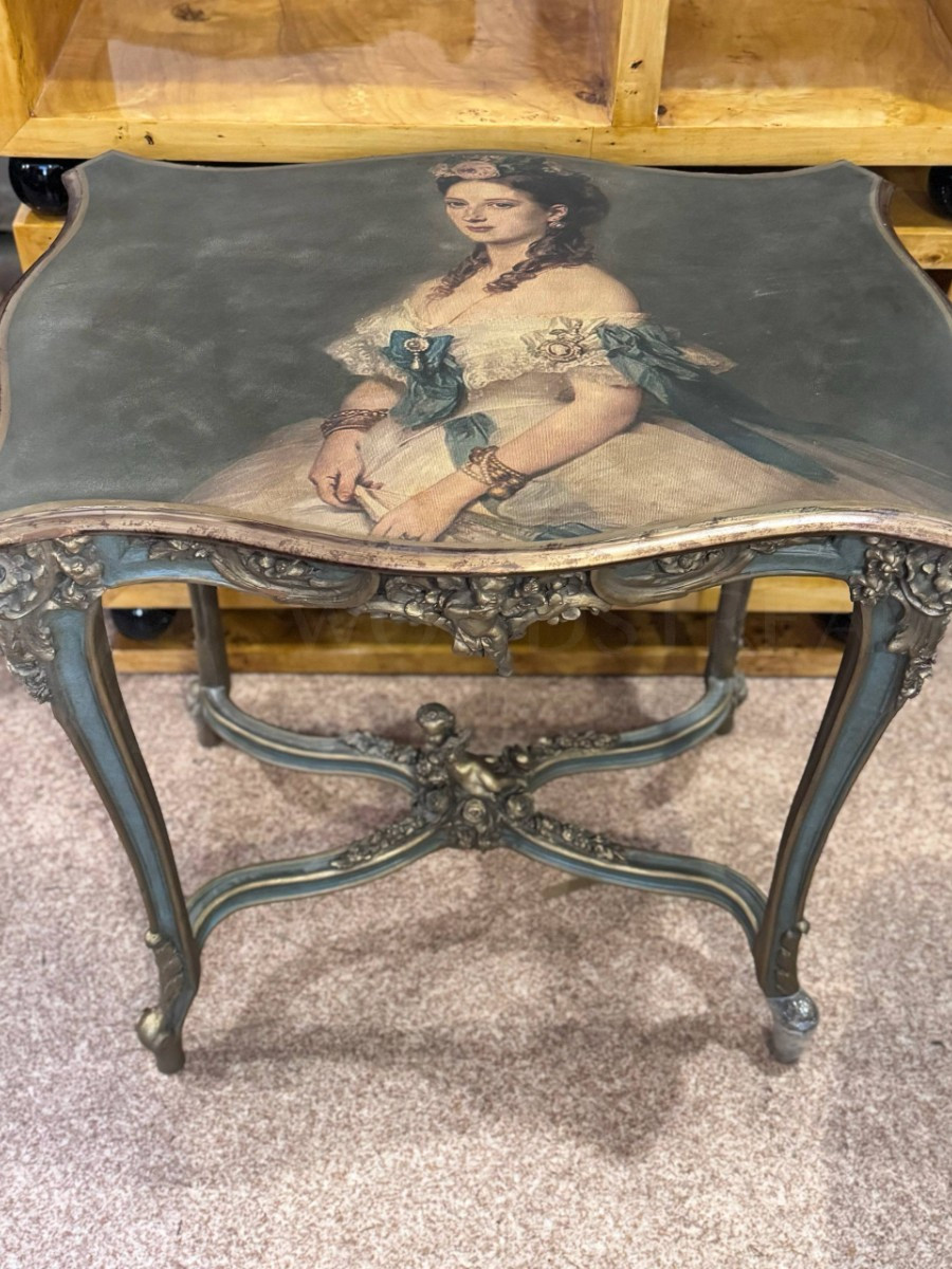 Стол в стиле венецианского барокко