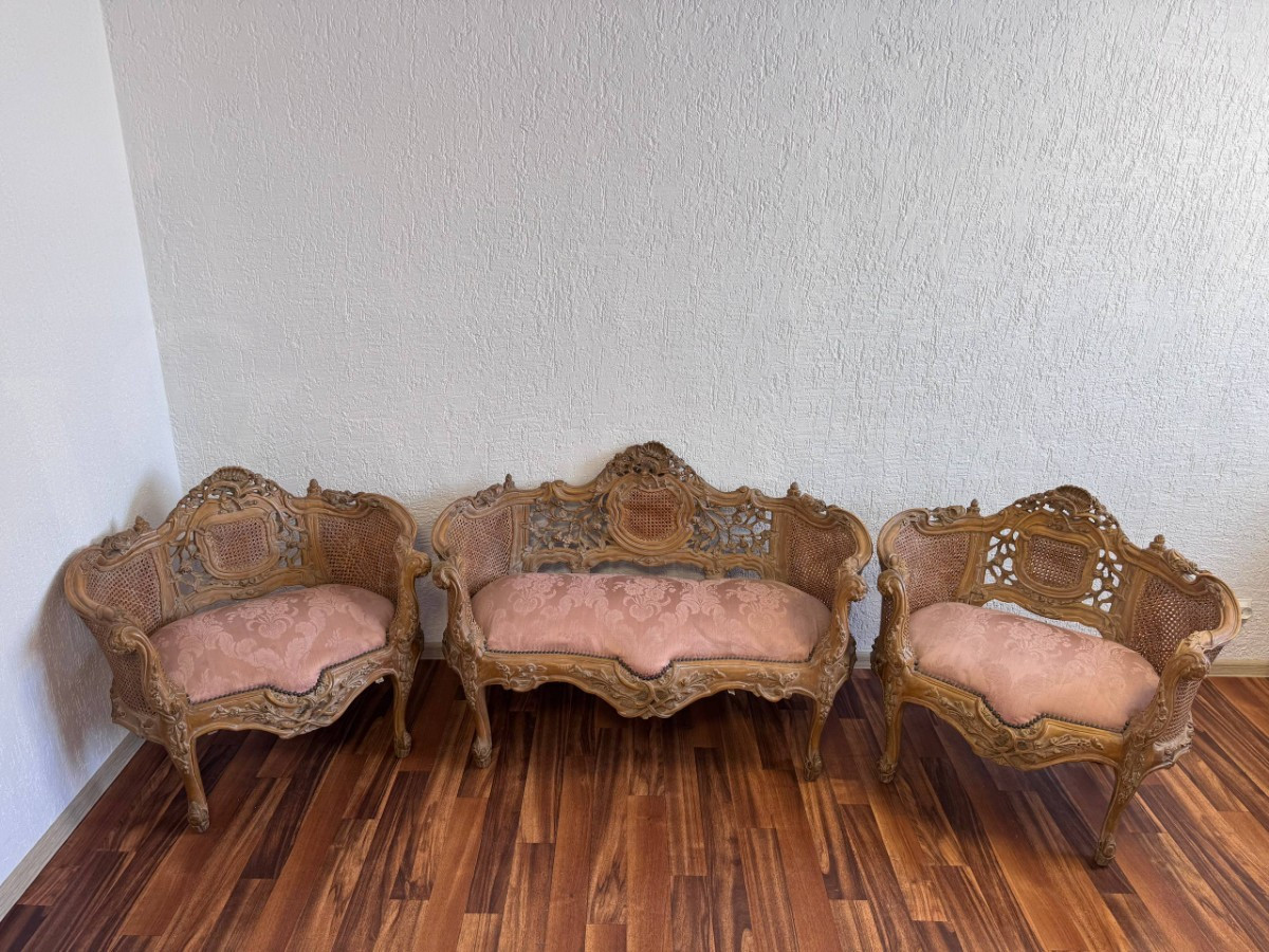 Комплект мягкой мебели для гостиной в стиле венецианского барокко