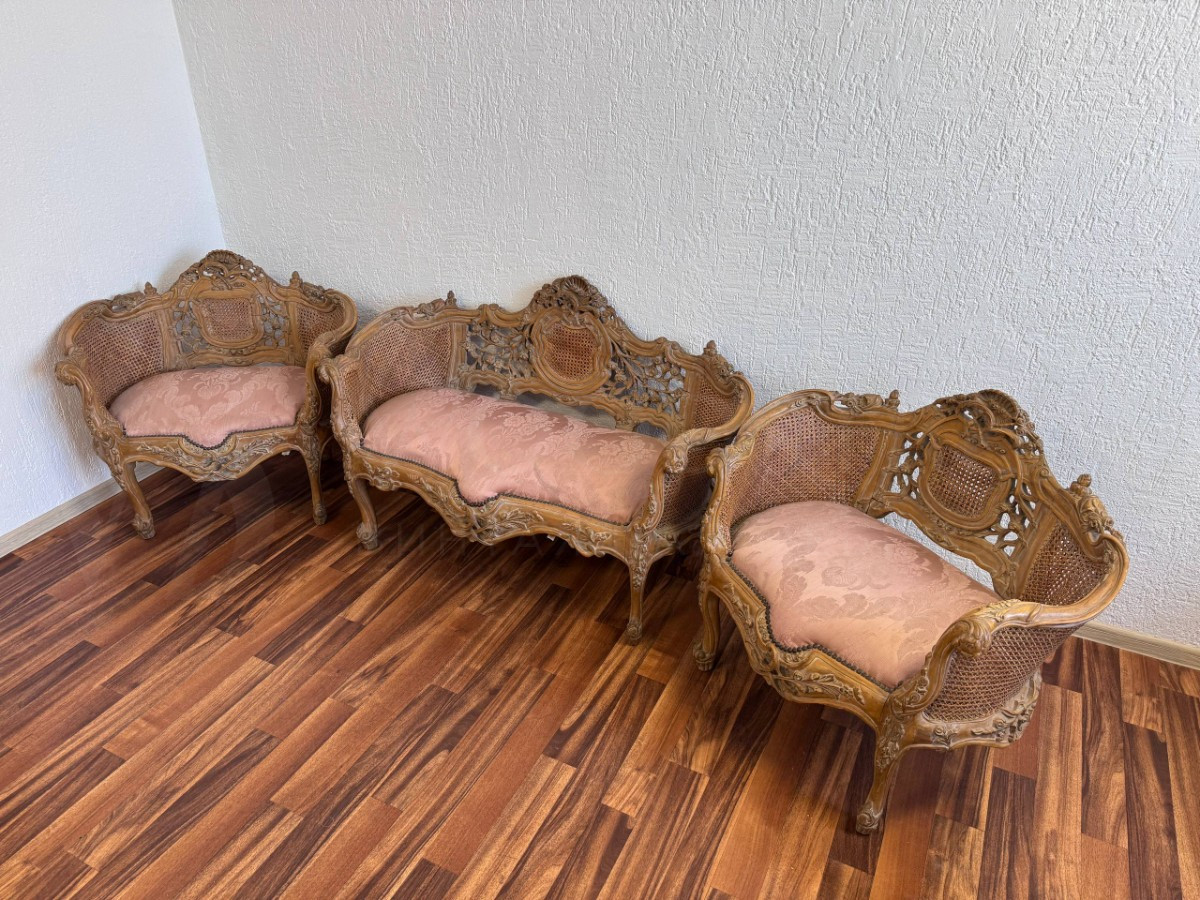 Комплект мягкой мебели для гостиной в стиле венецианского барокко