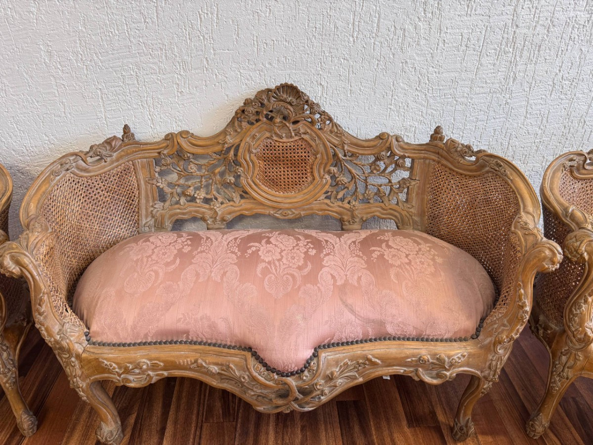 Комплект мягкой мебели для гостиной в стиле венецианского барокко