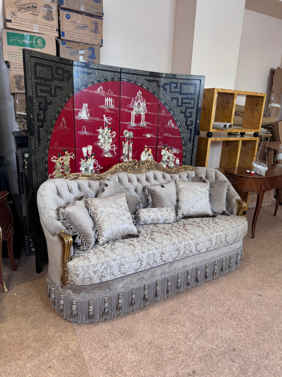 Диван в стиле венецианского барокко