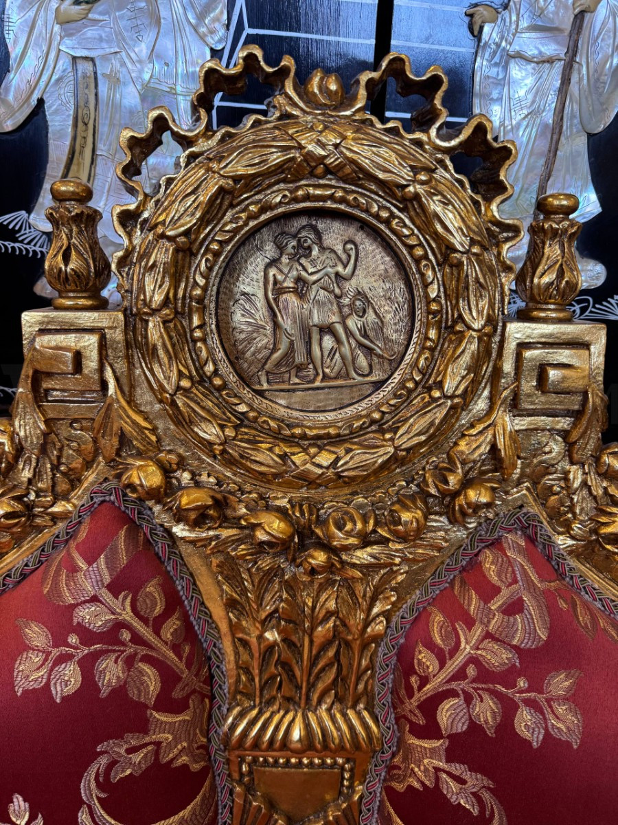 Комплект мягкой мебели для гостиной в стиле Людовика XVI