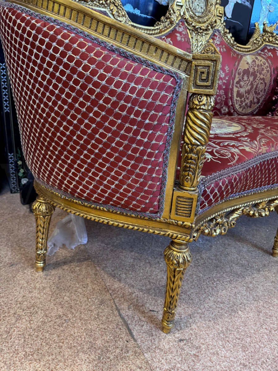 Комплект мягкой мебели для гостиной в стиле Людовика XVI