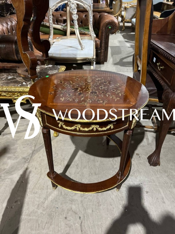 Стол/Подставка в стиле Людовика XVI