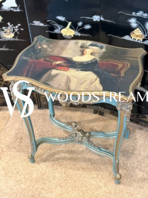 Стол в стиле венецианского барокко