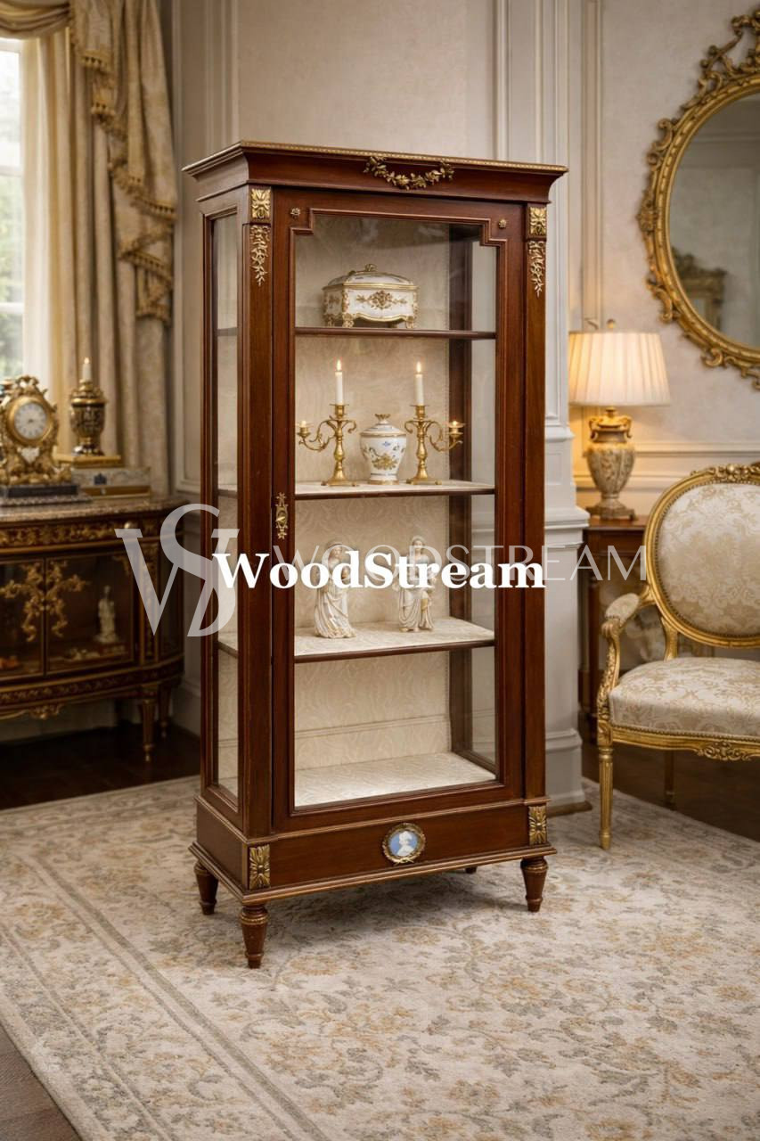 Шкаф/Витрина в стиле Людовика XVI