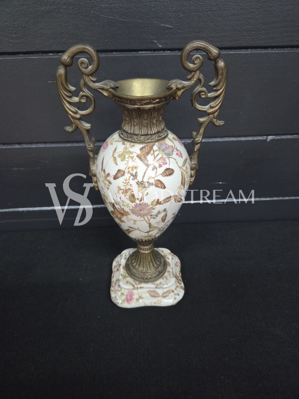 Ваза/Амфора в стиле Людовика XV