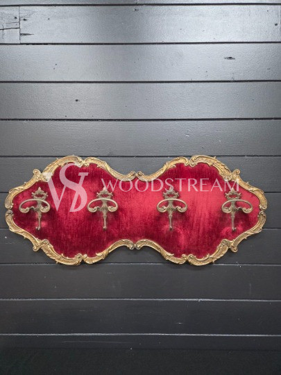 Вешалка настенная в стиле венецианского барокко