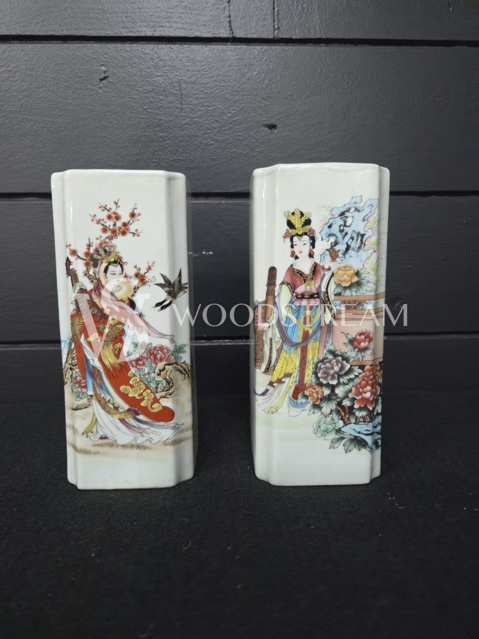 Ваза в стиле шинуазри 2 штуки