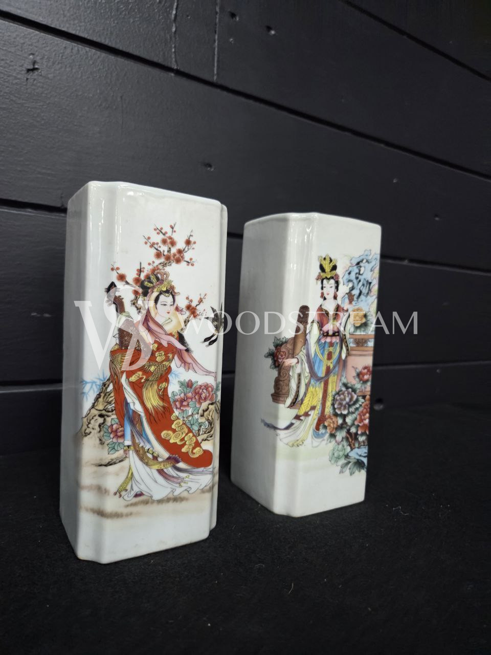 Ваза в стиле шинуазри 2 штуки