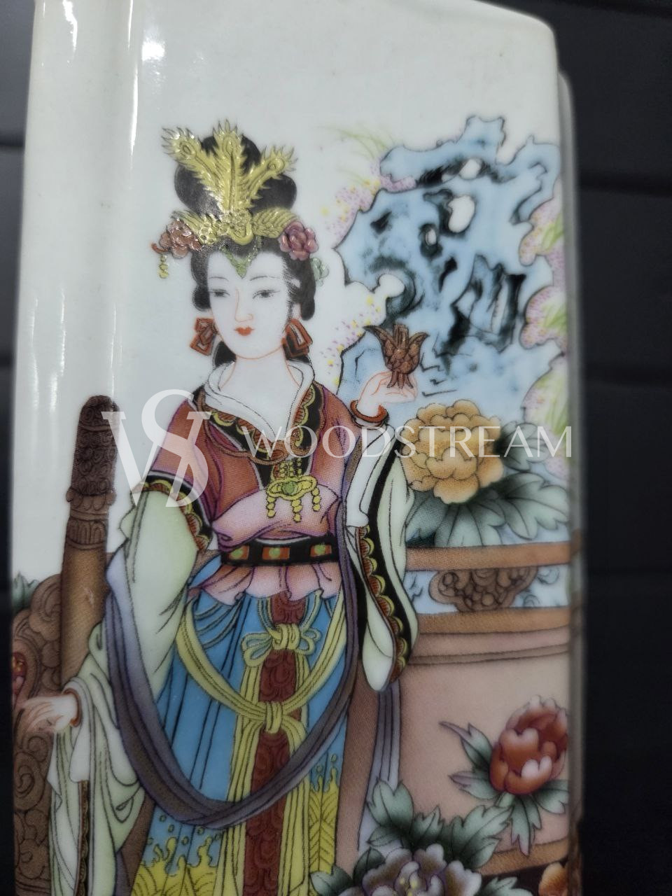 Ваза в стиле шинуазри 2 штуки