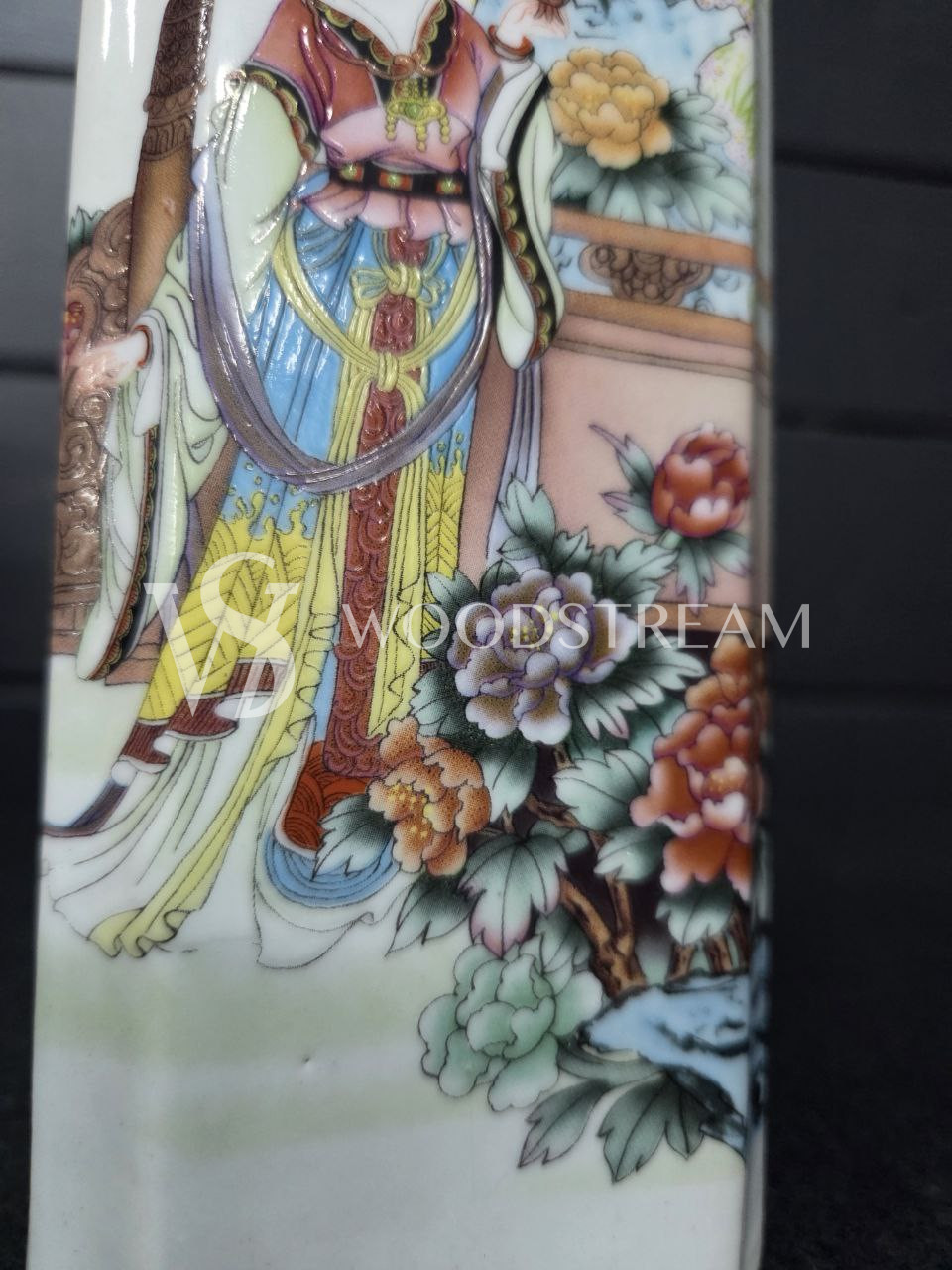 Ваза в стиле шинуазри 2 штуки