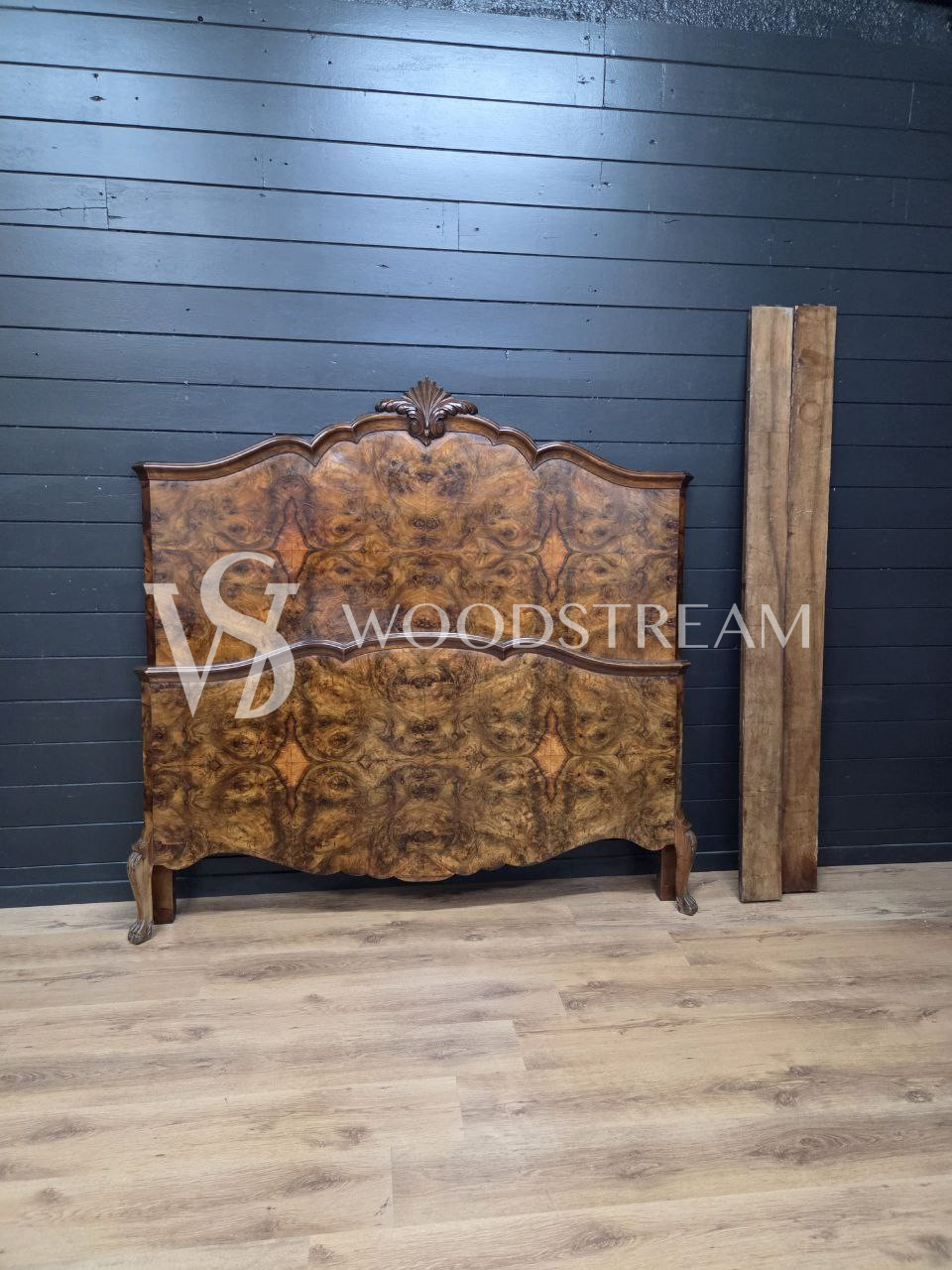 Кровать винтажная