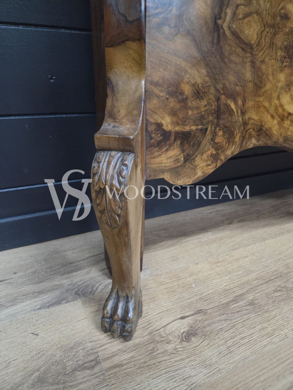 Кровать винтажная