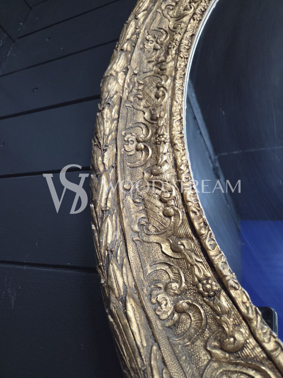 Зеркало настенное в стиле барокко