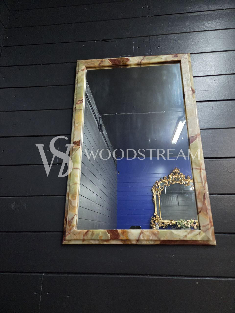 Зеркало настенное винтажное