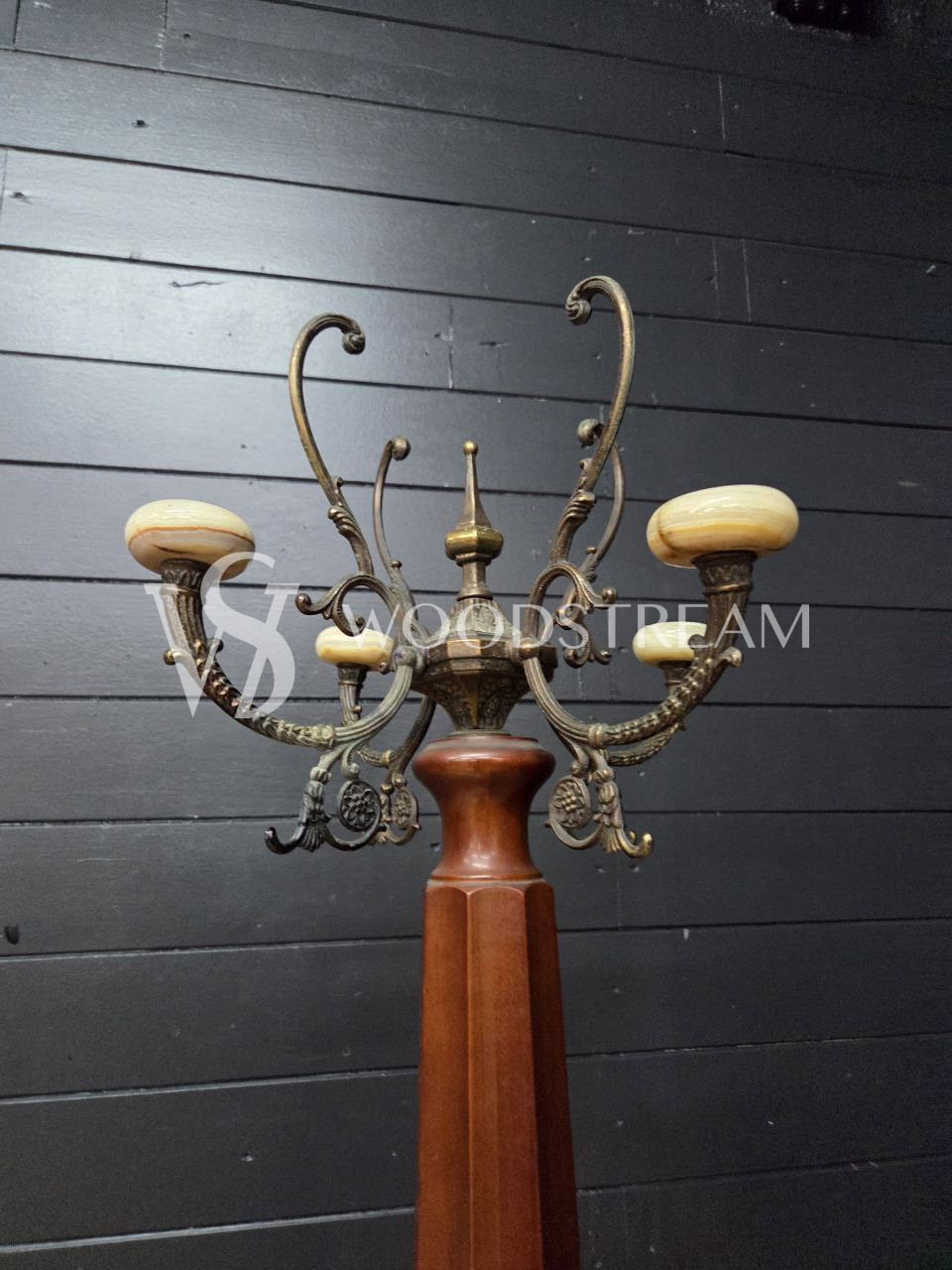 Вешалка напольная в стиле ампир