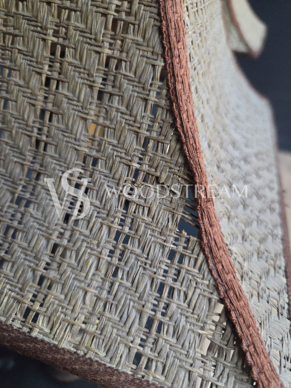 Лампа настольная со скульптурой в стиле шинуазри 2 штуки