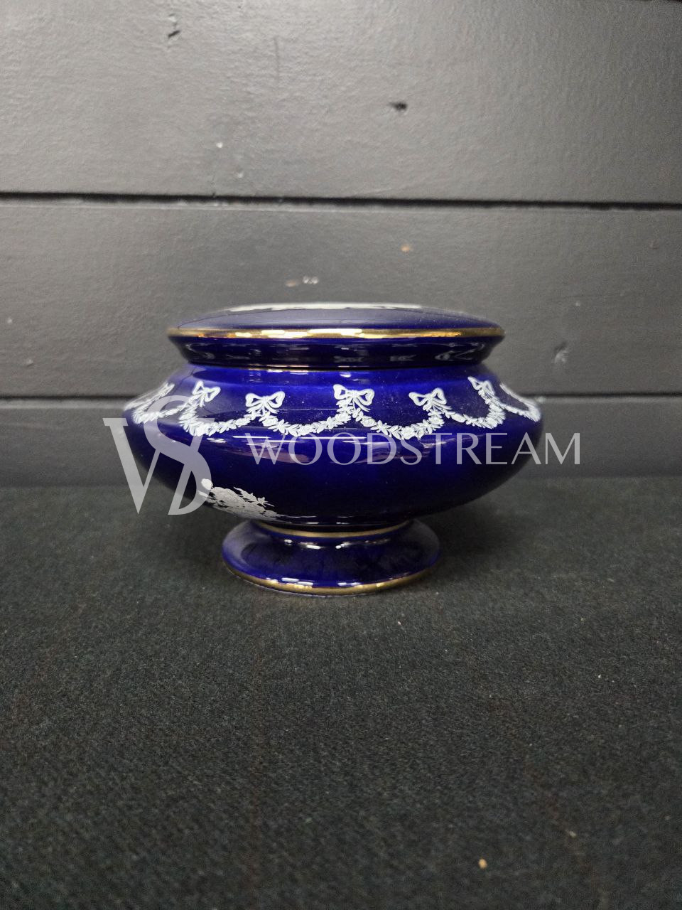 Ваза с крышкой/Шкатулка/Конфетница винтажная