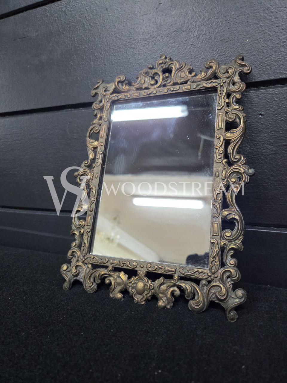 Зеркало настенное в стиле Людовика XV