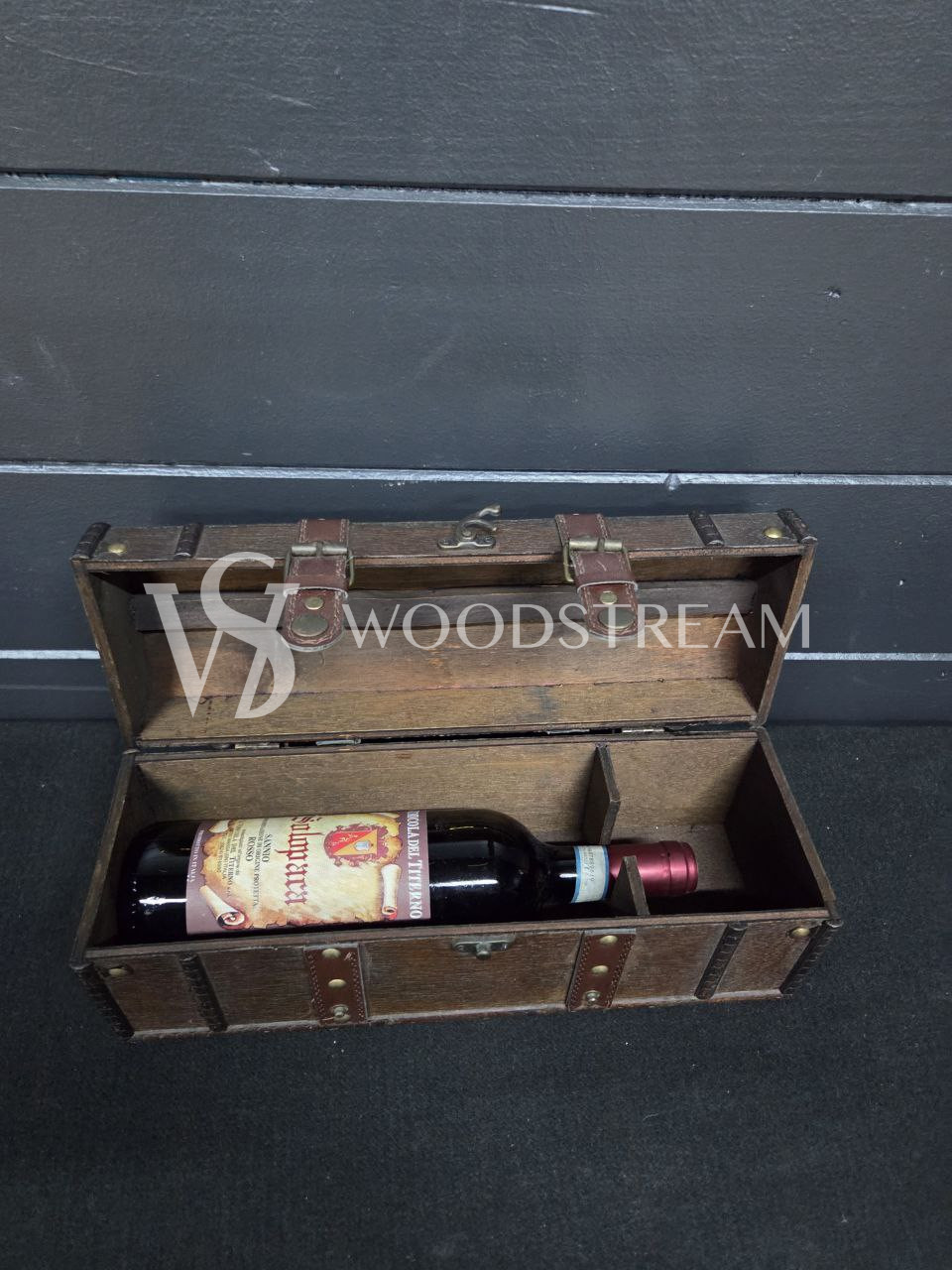 Ящик для вина в форме саквояжа/сундука