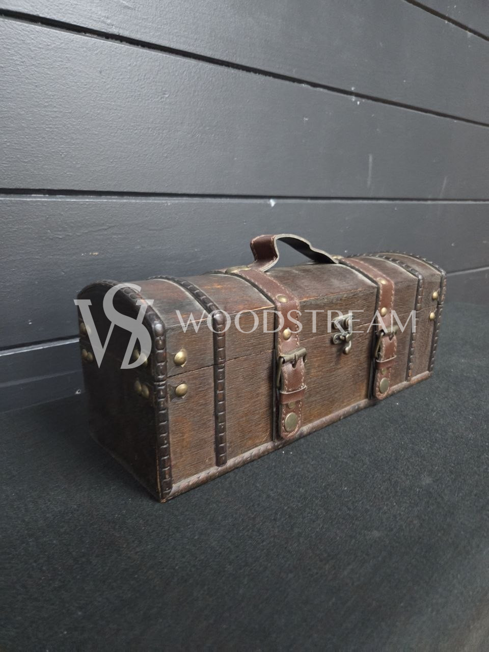 Ящик для вина в форме саквояжа/сундука