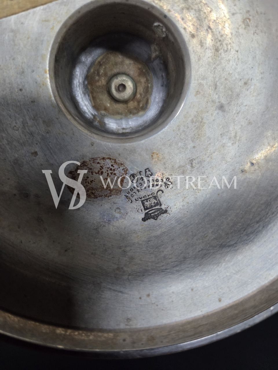 Ведро для охлаждения винных бутылок