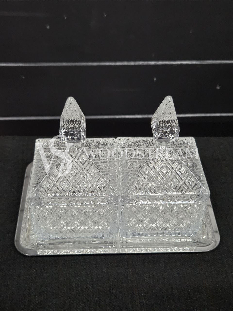 Ваза с крышкой/Менажница/Конфетница на подносе