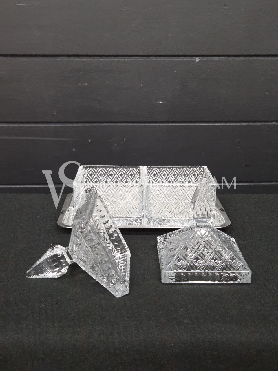 Ваза с крышкой/Менажница/Конфетница на подносе