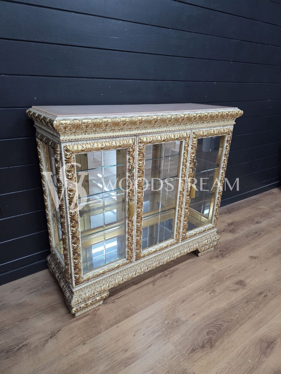 Витрина миниатюрная/Бар в стиле барокко