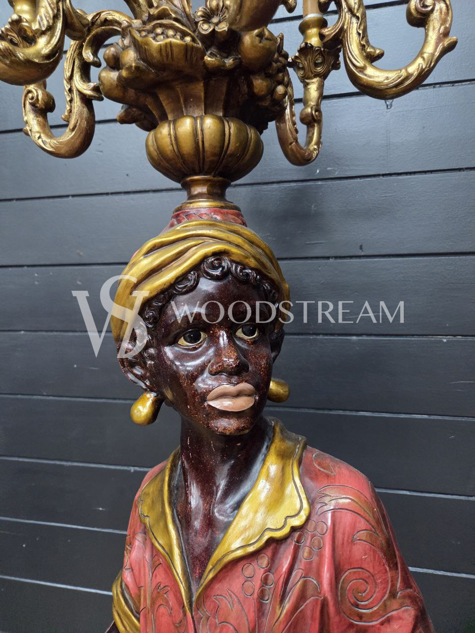 Светильник напольный Мавр