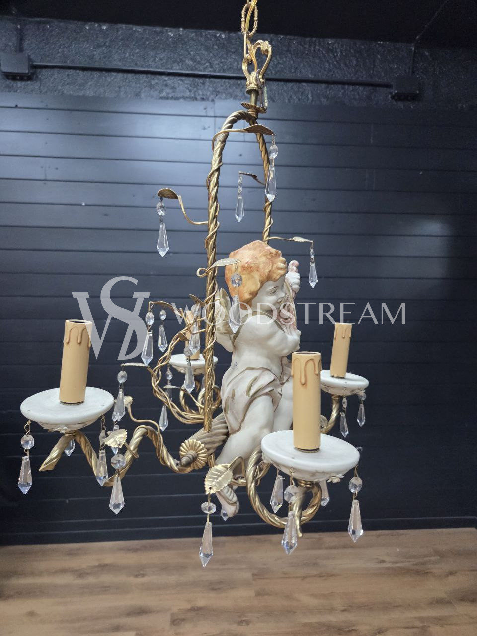 Люстра с путти в стиле венецианского барокко Каподимонте