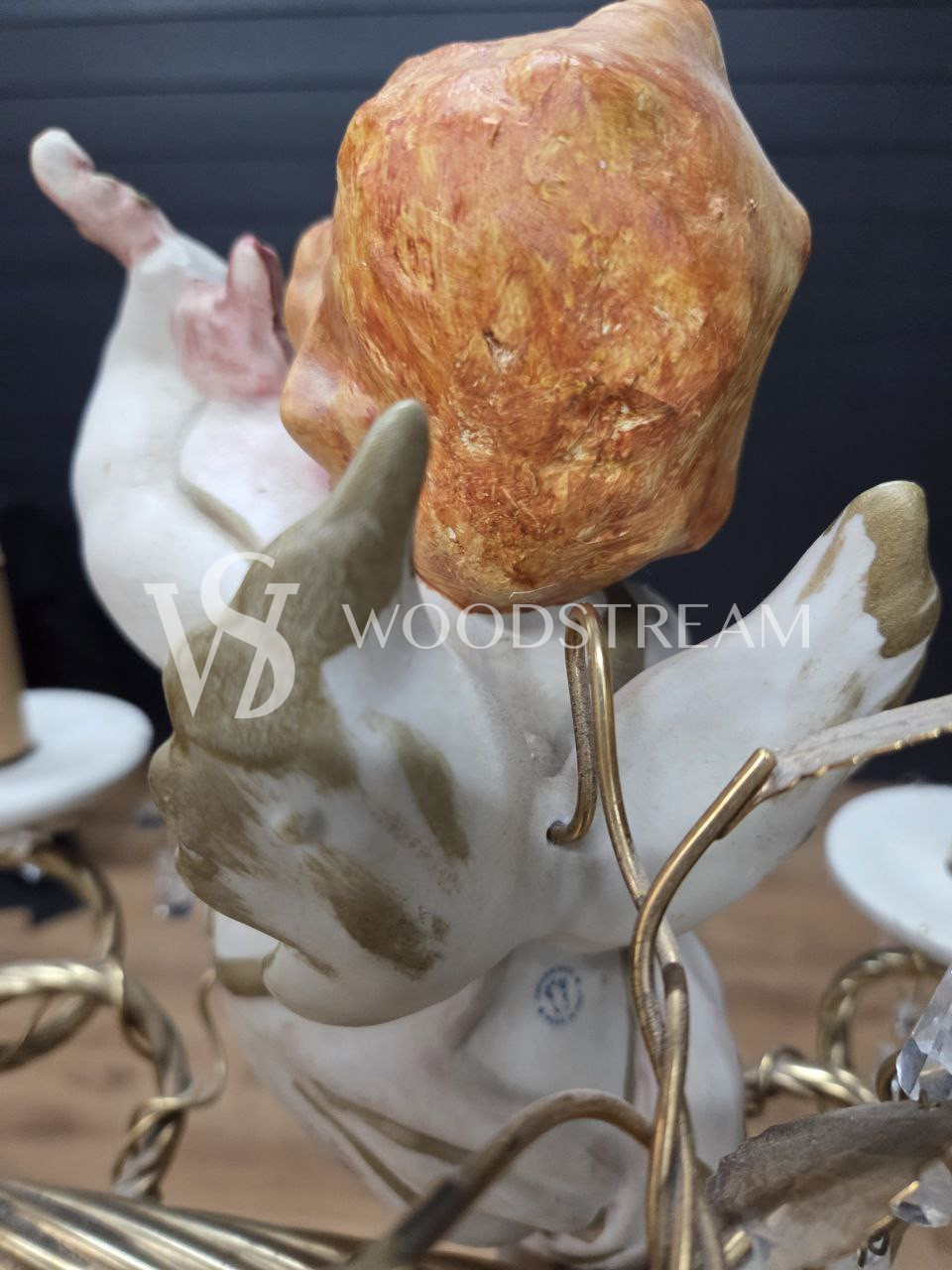 Люстра с путти в стиле венецианского барокко Каподимонте