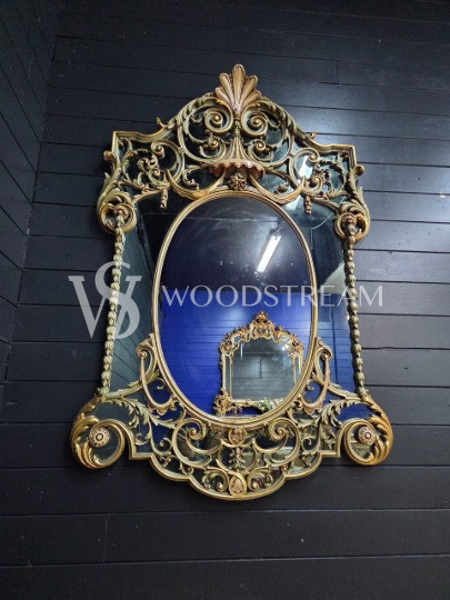 Зеркало настенное в стиле Людовика XV