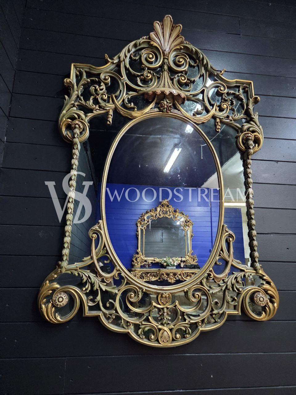 Зеркало настенное в стиле Людовика XV