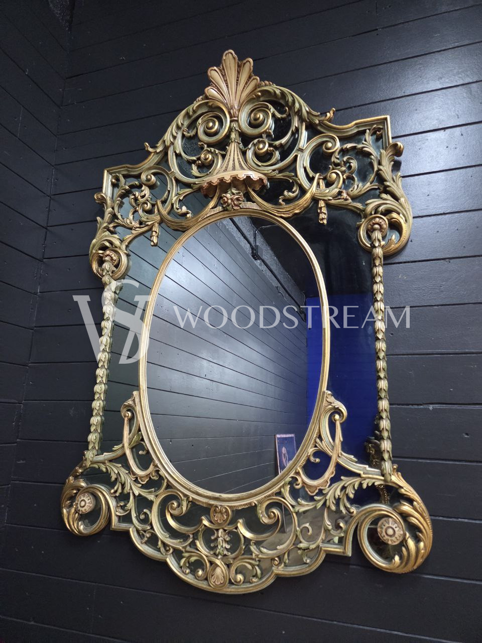 Зеркало настенное в стиле Людовика XV