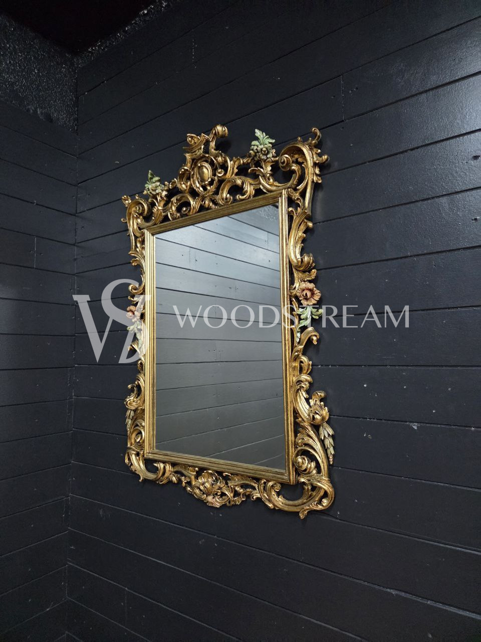 Зеркало настенное в стиле венецианского барокко