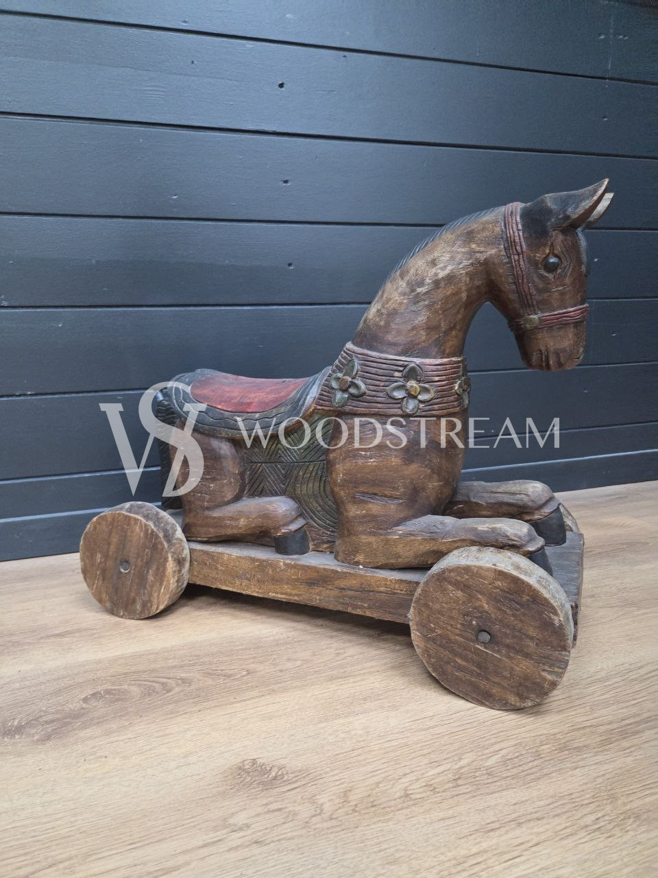 Игрушка на колесах Лошадь 